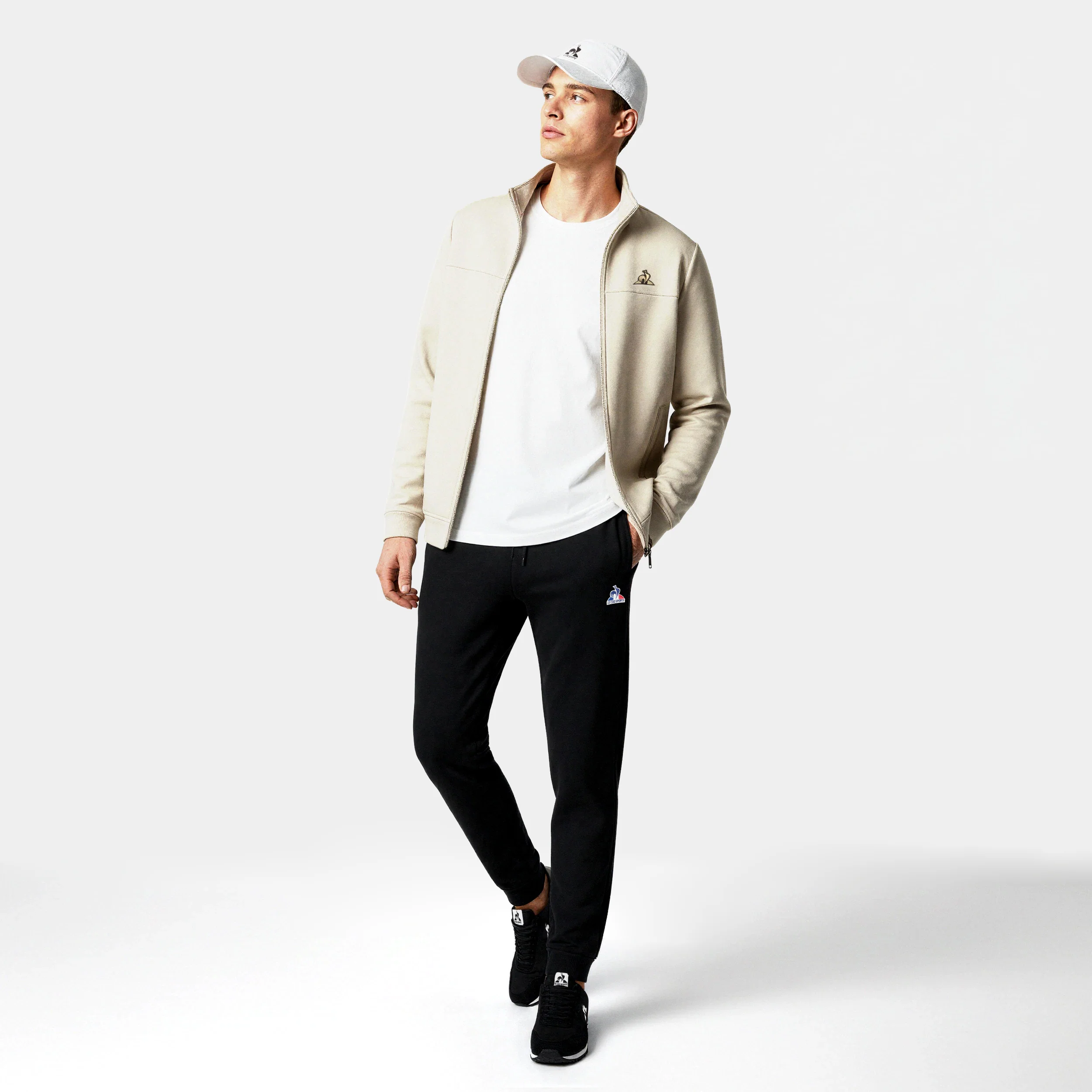 Pantalon Essentiel double face avec badge logo brodé - Image 5