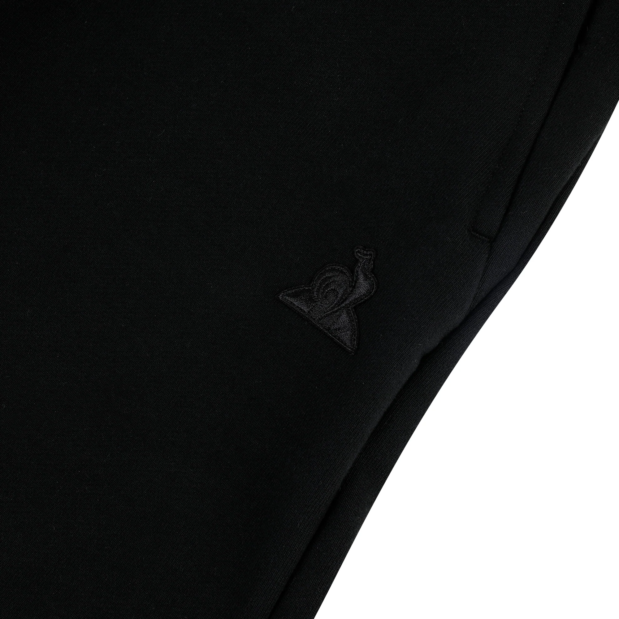 Short Essentiel en molleton avec badge logo brodé ton sur ton - Image 7