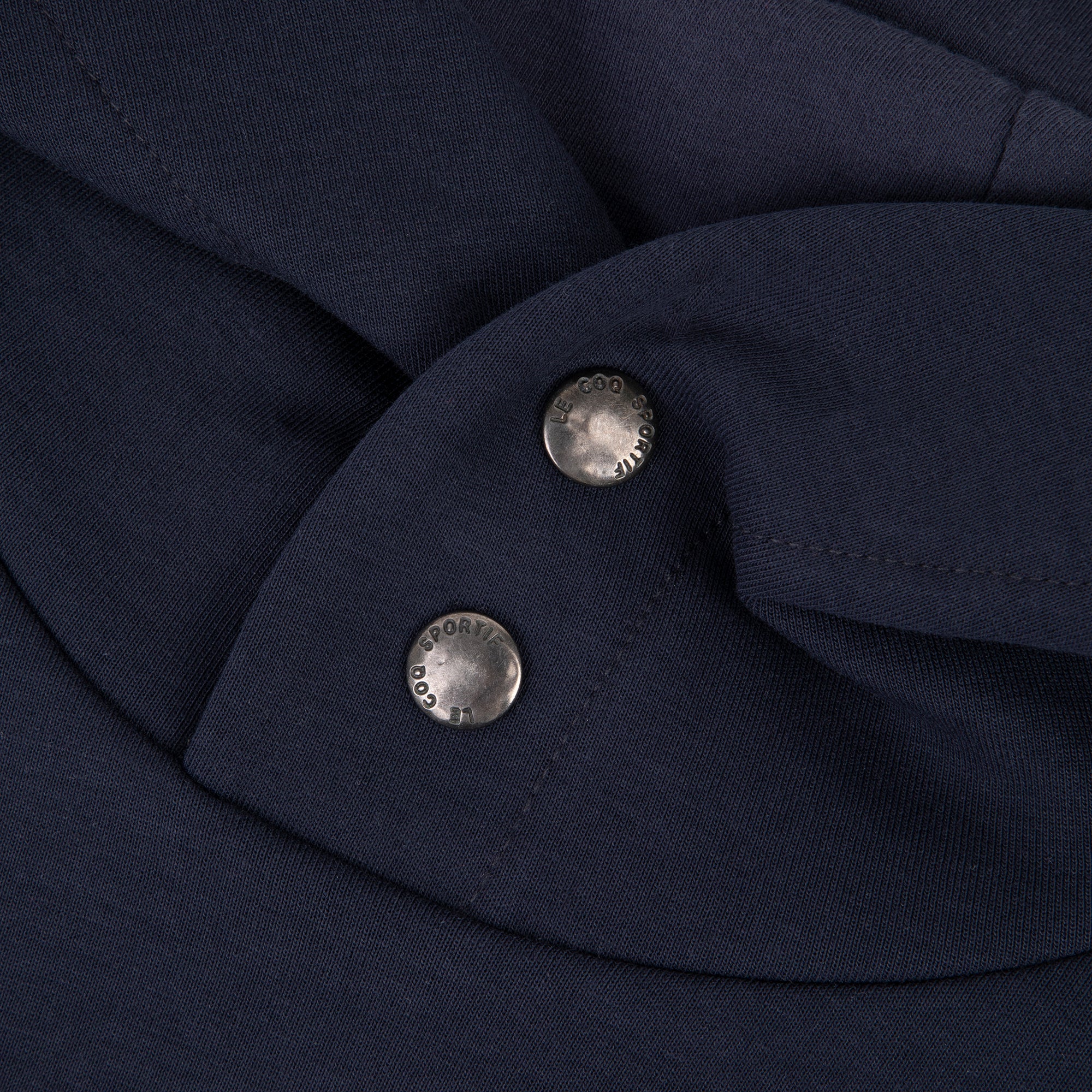 Sweat à capuche Essentiel double face avec logo brodé ton sur ton - Image 7